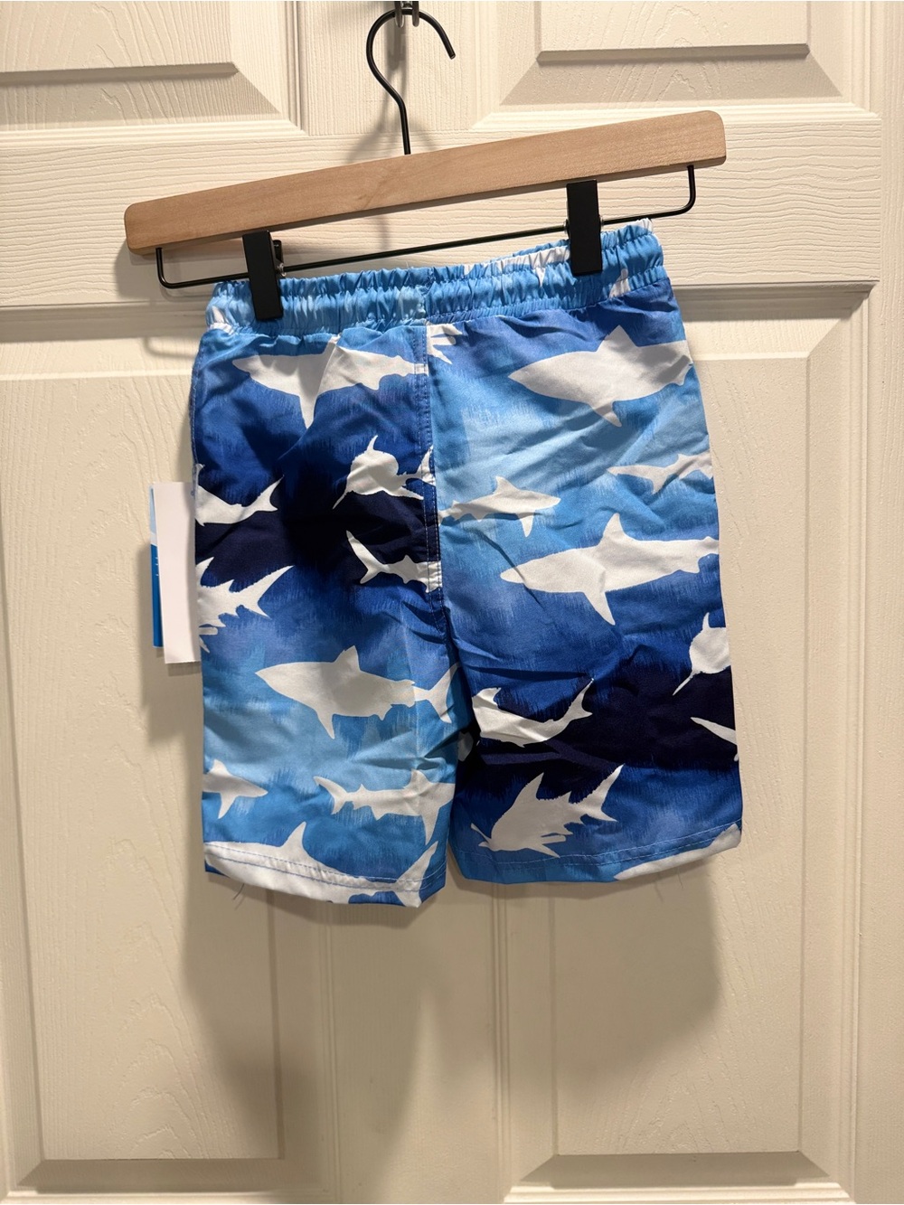 Banana Boat Kids Blue Shark Print Swim Trunks NWT Board Shorts Size 5 - Picture 7 of 7